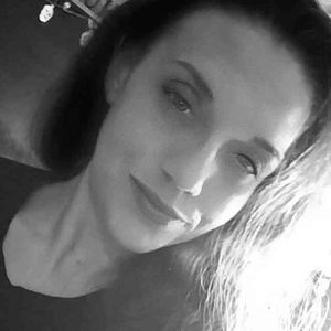 Meet your Posher, Korie